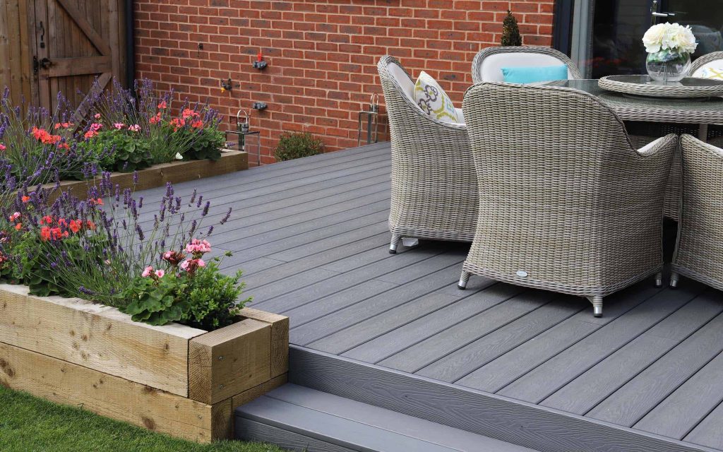Composite Decking: Elevate Your Outdoor Living Experience with Style and Functionality