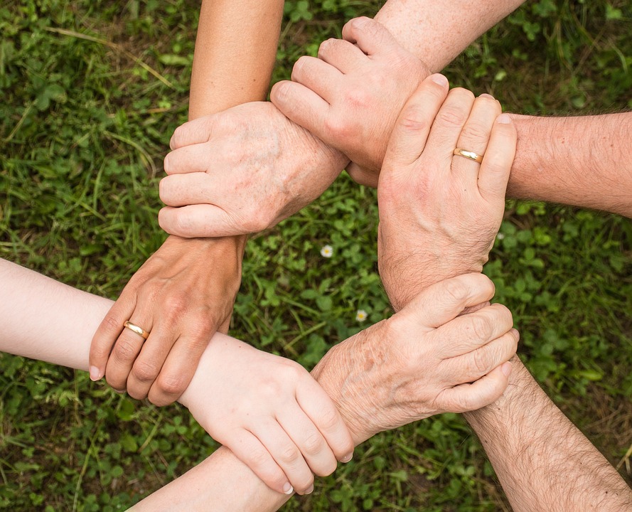 Building Stronger Connections: Fostering Teamwork and Trust