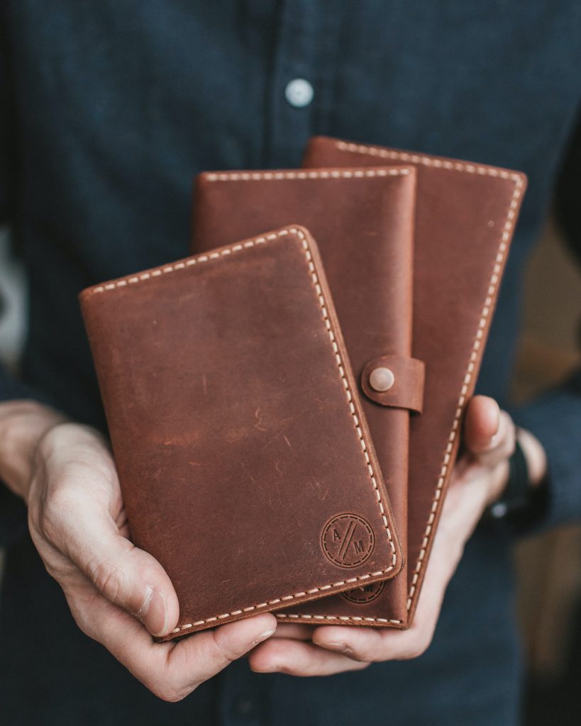 The Psychology of Slim Wallets: How They Affect Your Spending Habits