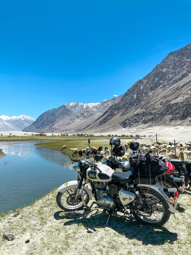PLACES TO VISIT INDIA ON A BIKE